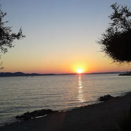 Διαμέρισμα Mediteranea 1 *