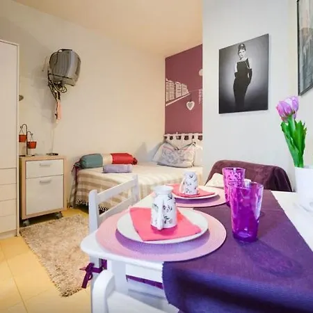 Mediteranea 1 Apartment *