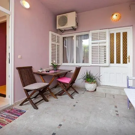 Mediteranea 1 Apartment