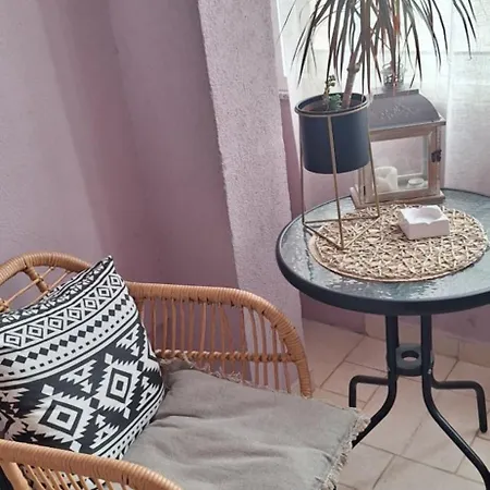 Διαμέρισμα Mediteranea 1 *